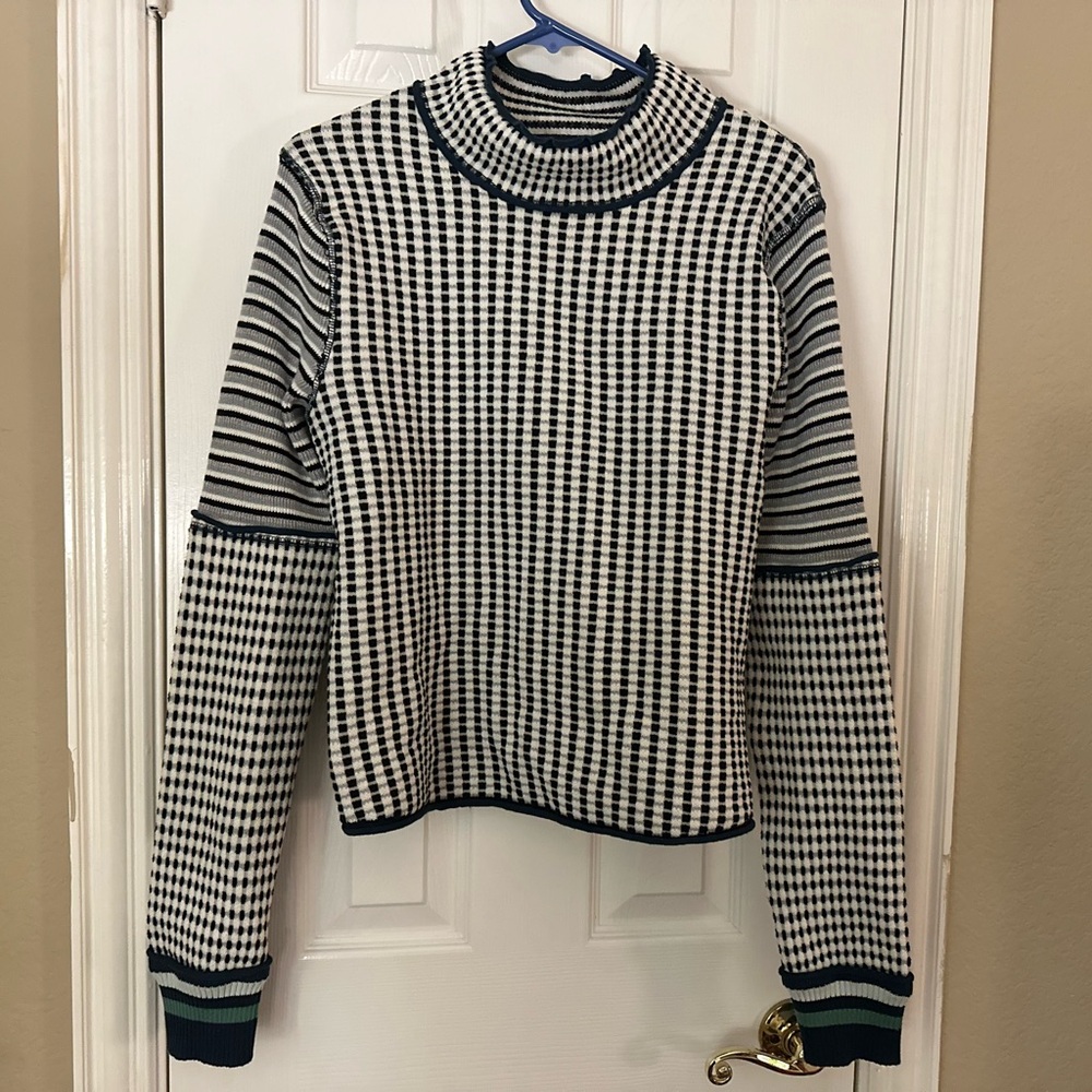 Free People Gamer cuff sweater size XL